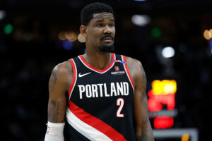 Do the Lakers and Deandre Ayton make sense together? Here’s how it could work
