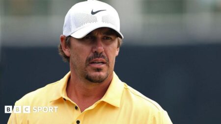 LIV Golf Dallas: Brooks Koepka hits tee box marker towards crowd before withdrawing