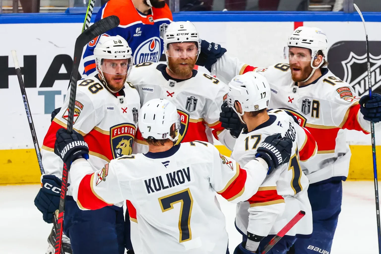 Panthers take down Oilers in Game 5, move one win away from second straight Stanley Cup