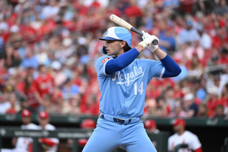 Royals star rookie Jac Caglianone smacks RBI double for first MLB hit with father watching
