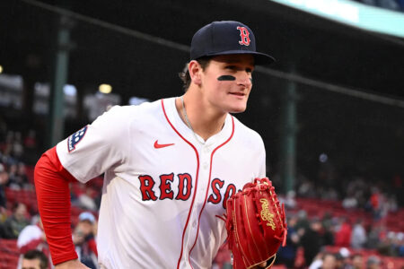 Roman Anthony’s first MLB hit is a 2-run double for a Red Sox lead over Rays