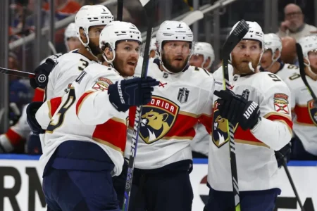 Sabres Notes: Leone, Metcalfe, Former Players In The Final