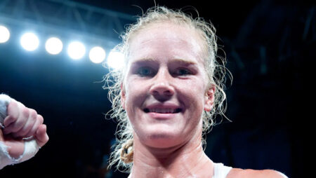 Paul vs. Chavez results: Holly Holm impresses in first boxing match in 12 years, wins easily