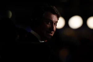 Panthers' Sam Reinhart Shown Love By Wayne Gretzky