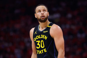 Stephen Curry could play ‘well into his 40s,’ according to his father Dell