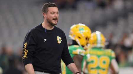 Jett Washington commits to Oregon: Five-star safety, nephew of Kobe Bryant, tops Ducks’ 2026 recruiting class