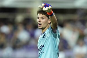 Young Star Confirmed “Armin Pecsi has signed”