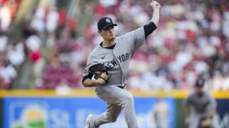 Yankees' Max Fried spins seven-inning gem in 7-1 win at Reds, becomes MLB's first 10-game winner