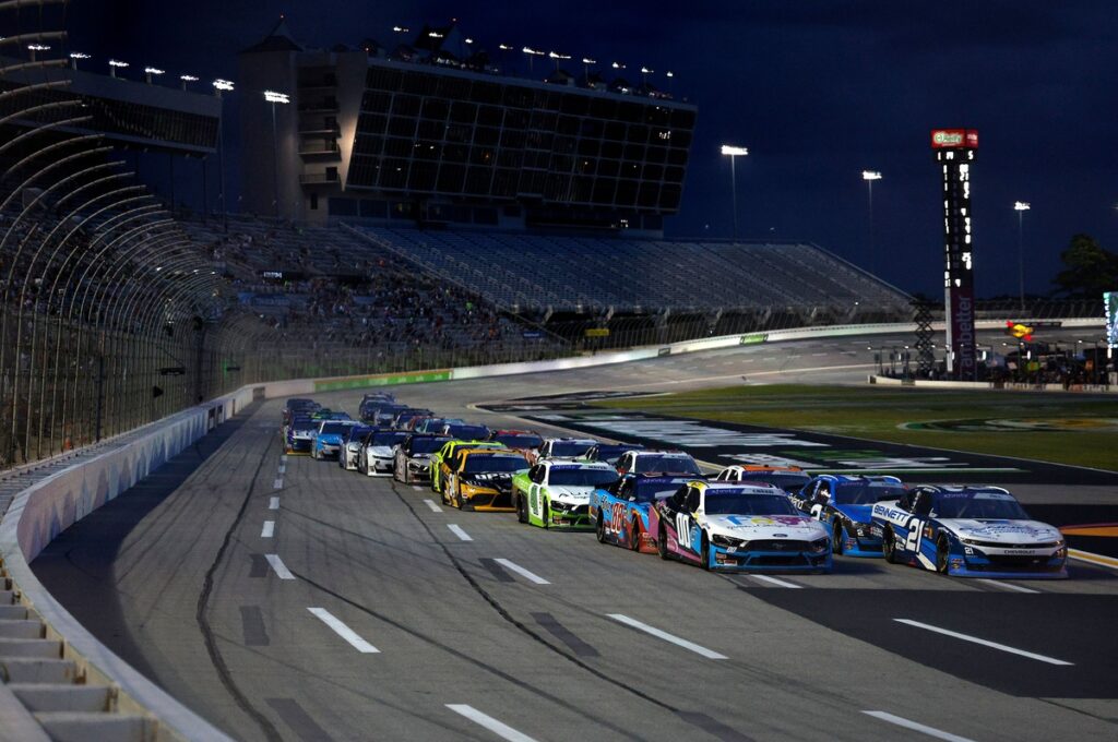 NASCAR resumes Atlanta Xfinity race after 80 minute lightning delay