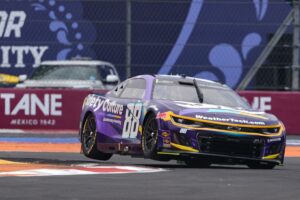 Shane van Gisbergen ‘hates’ racing in the rain, “but I’m good at it”
