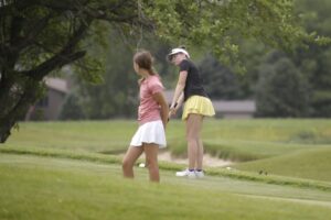 Mitchell’s Emma Reinesch, Berkli Miles lead top area placers at home SDGA Junior Tour event – Mitchell Republic