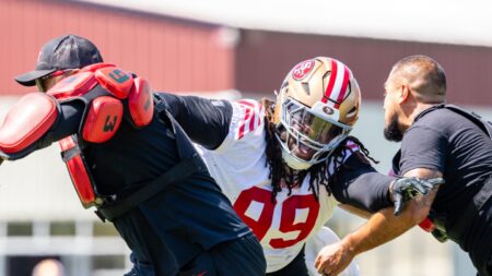 49ers sign fourth-rounder CJ West