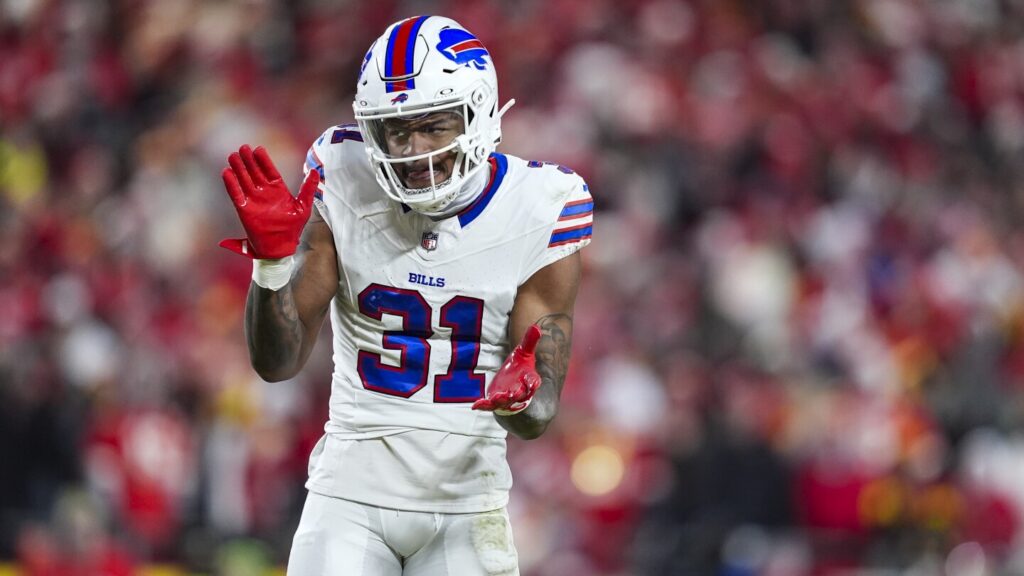 Free agent CB Rasul Douglas doesn’t think he’ll return to Green Bay