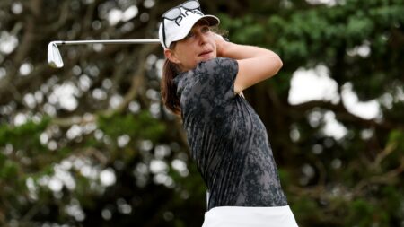 Elizabeth Szokol birdies first five holes, shares lead at ShopRite LPGA Classic