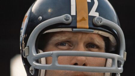 Don’t expect Aaron Rodgers to wear Terry Bradshaw’s No. 12