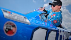 Pocono starting lineup: Denny Hamlin becomes oldest Cup pole winner since 2017