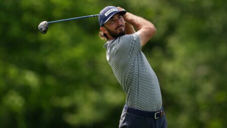 Carrying own bag after splitting with caddie, Max Homa fails to qualify for U.S. Open