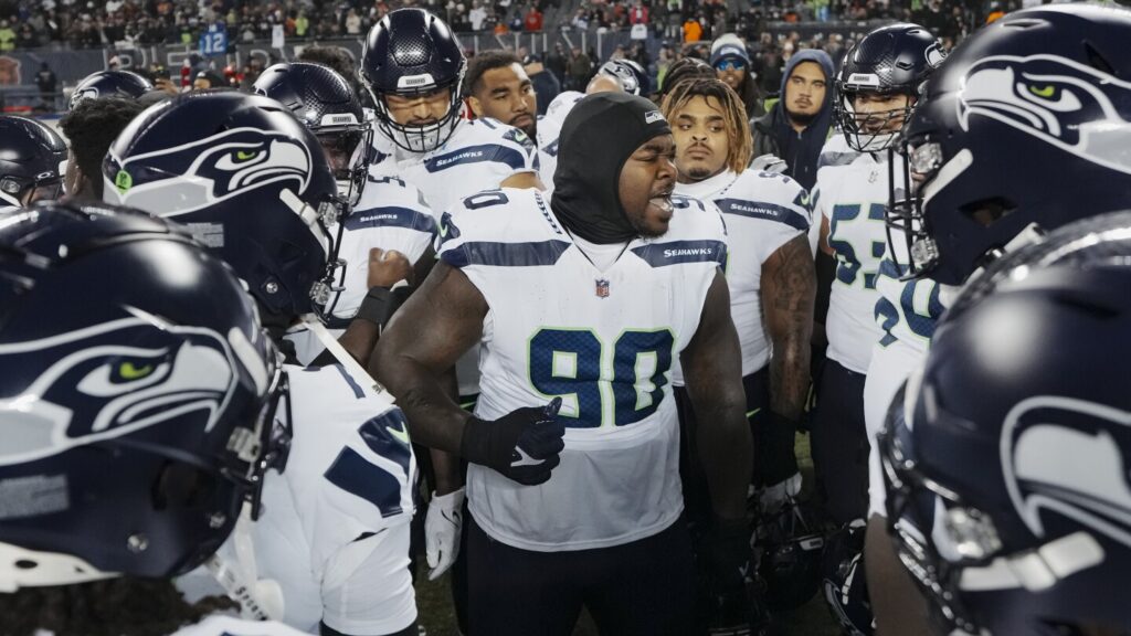 Seahawks defenders want to “put the team on our back”