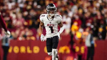 Falcons to “lean on” Darnell Mooney more this season