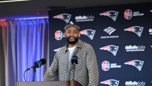 Carlton Davis III shows up at Pats’ OTAs