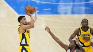 Caitlin Clark, Tyrese Maxey, the basketball and sports worlds react to Tyrese Haliburton’s game-winner