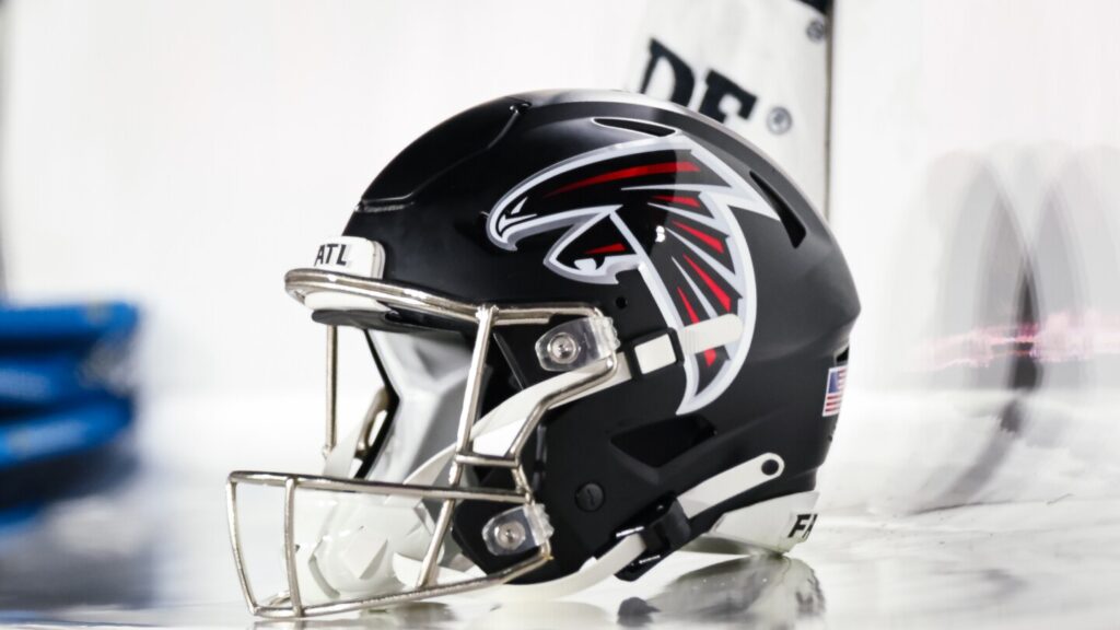 Falcons sign DB Josh Thompson., waive DB Benny Sapp