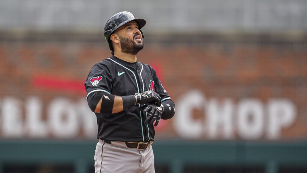Braves blow six-run ninth-inning lead to Diamondbacks in historic loss