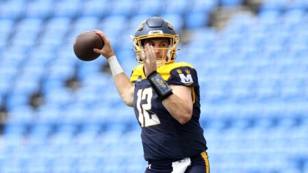 Report: Rams to bring back QB Dresser Winn
