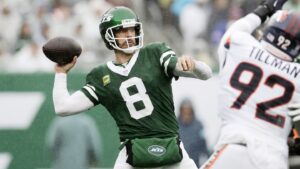 Aaron Rodgers’s one-year deal is worth up to .5 million