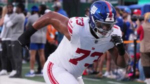 Giants pleased with Evan Neal’s progress in move from tackle to guard