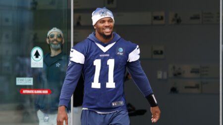 Micah Parsons: Waiting on contract extension is going to cost Cowboys more