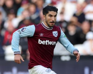 Napoli open talks to sign former West Ham loanee Carlos Soler