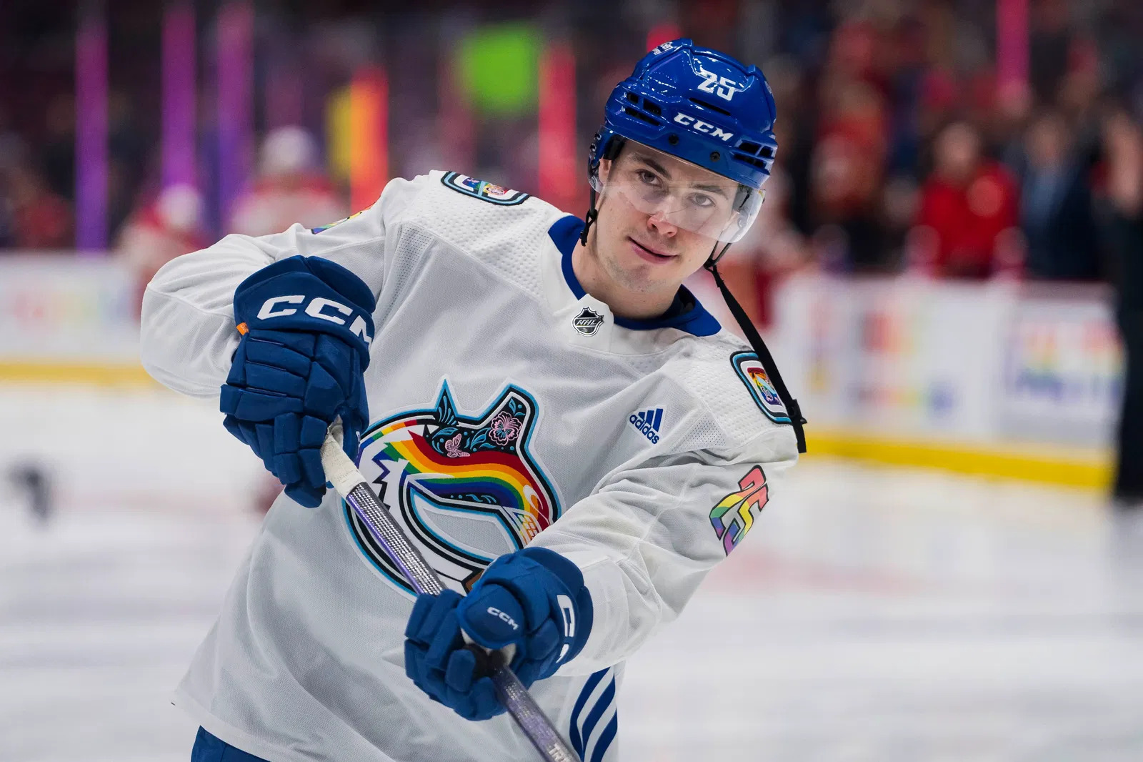 Penguins Sign Former Canucks Forward, Bring Back Goaltender To Bolster Organizational Depth
