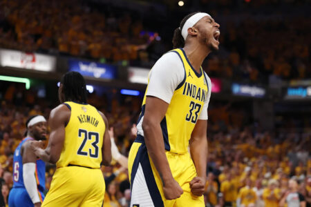 Myles Turner agrees to 4-year, 7 million contract with Milwaukee Bucks: Report