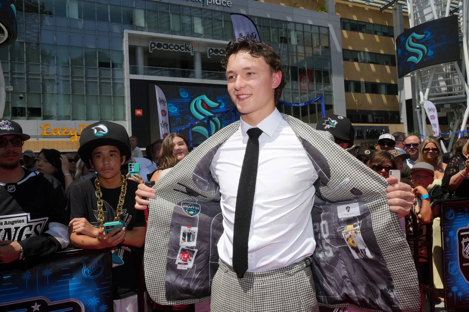 New York Islanders Select Their New Foundational D-Man, Matthew Schaefer, First Overall In NHL Draft