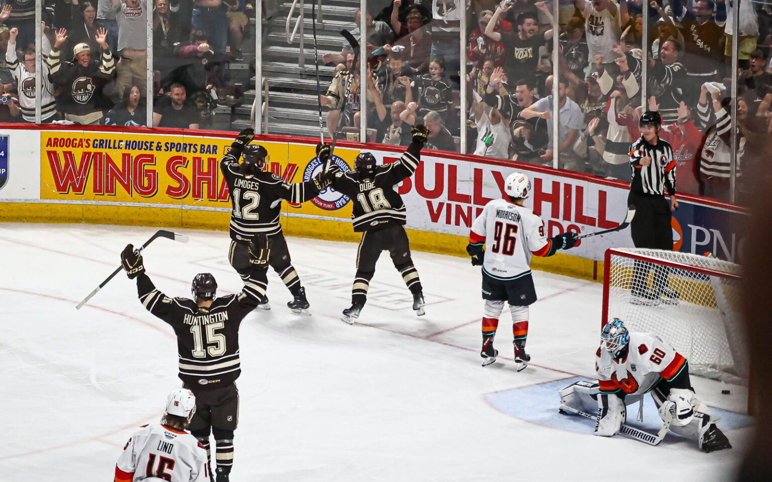 Former Hershey Bears Forward Pierrick Dube Signs In Russia