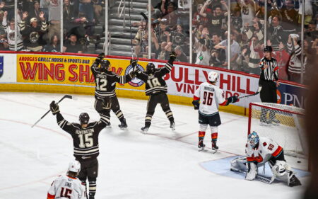 Former Hershey Bears Forward Pierrick Dube Signs In Russia