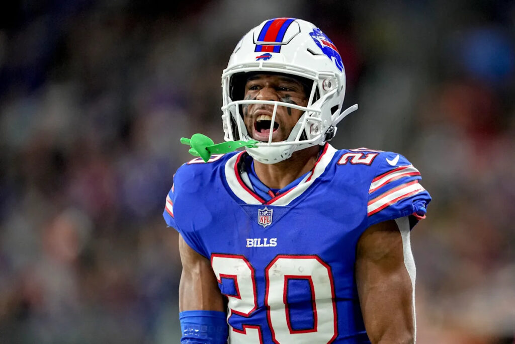RB Nyheim Hines reportedly signing with Chargers, 2 seasons after injury from water-craft collision threatened his career
