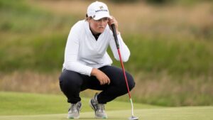 Lottie Woad keeps two-shot lead in bid to win pro debut at Women’s Scottish Open