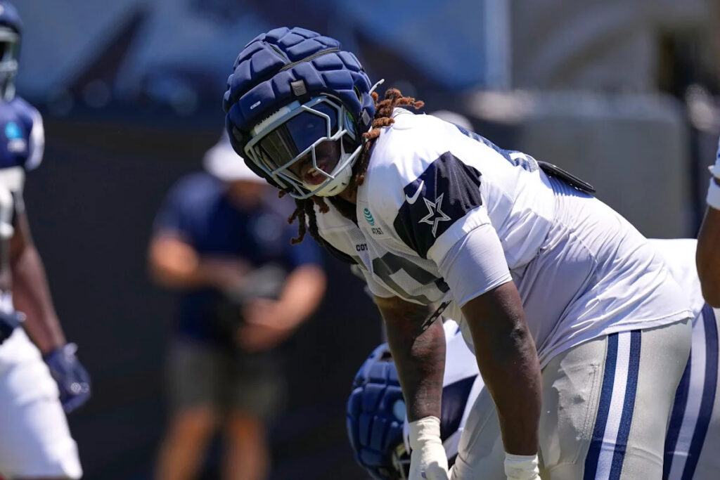Cowboys LT Tyler Guyton reportedly has a bone fracture, does not have torn ACL as initially feared