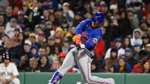 Mets slugger Juan Soto out of lineup a day after fouling a ball off his left foot