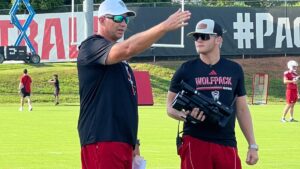 NC State football coach Dave Doeren makes hole-in-one