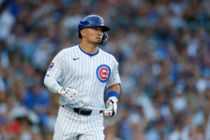 Umpire inexplicably issues a third-strike pitch-clock violation to Cubs’ Seiya Suzuki while he walks off foul ball to his groin