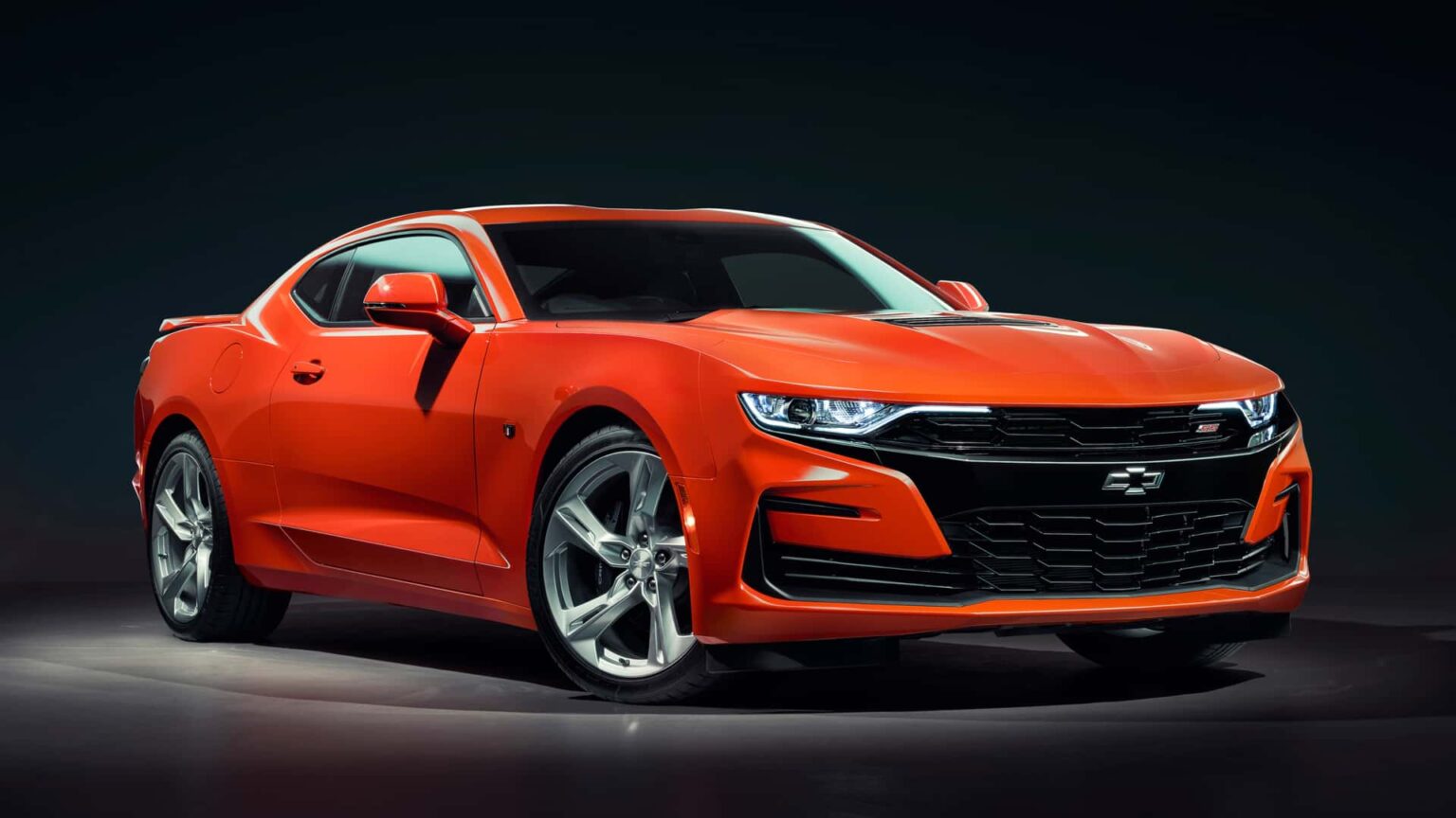 GM Says a New Camaro Would Be Beautiful and Fun
