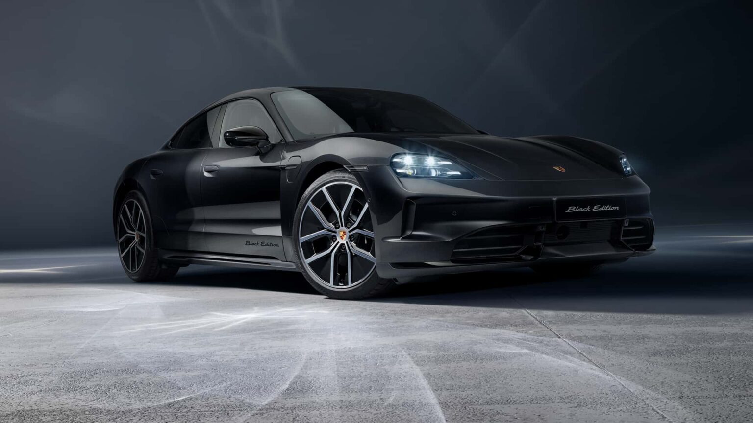2026 Porsche Taycan Black Edition Does All of the Option-Picking for You