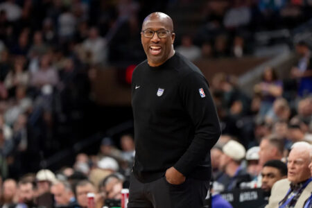 Knicks reportedly closing in on Mike Brown to replace Tom Thibodeau as head coach
