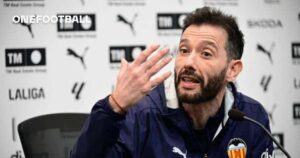 Valencia eye shock move for iconic striker with 145 Premier League goals