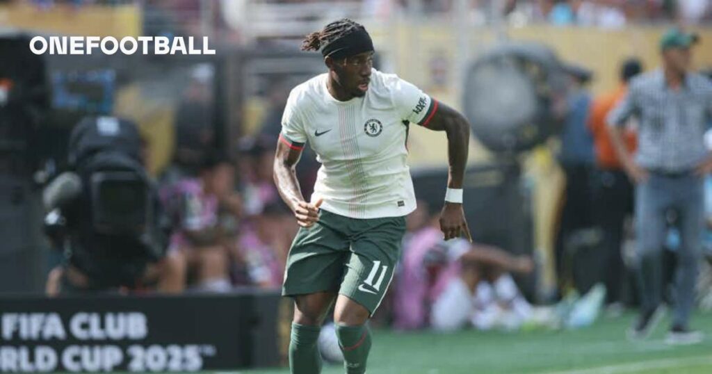 Chelsea winger Noni Madueke to undergo Arsenal medical
