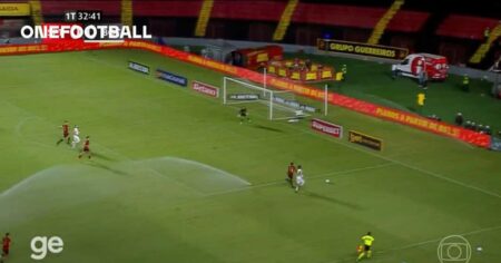 Sprinklers go off during Sport v Botafogo clash, watch what happened