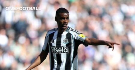 Al-Hilal ramp up talks to sign Alexander Isak